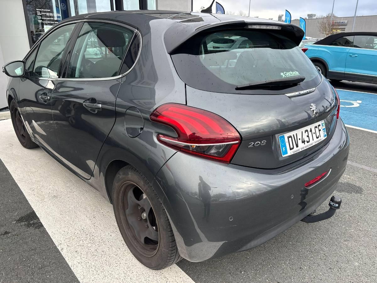 PEUGEOT 208 1.6 BLUE HDI 100 BUSINESS pack - 2015 - photo 1